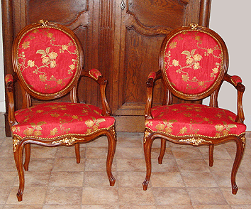 Fauteuils transition Louis XV Louis XVI