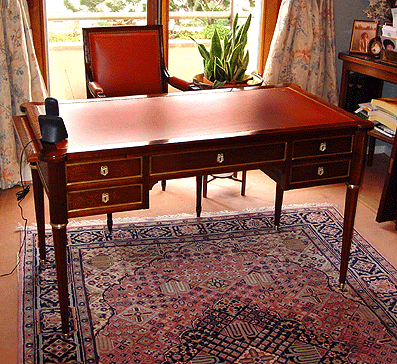 Bureau Louis XVI 3, 4 colonnes en acajou