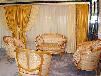 Salon Louis XVI "Ottoman" doré à la feuille