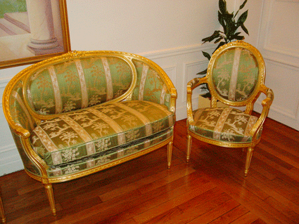 Salon Louis XVI Ottoman bois doré