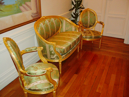 Salon Louis XVI Ottoman bois doré